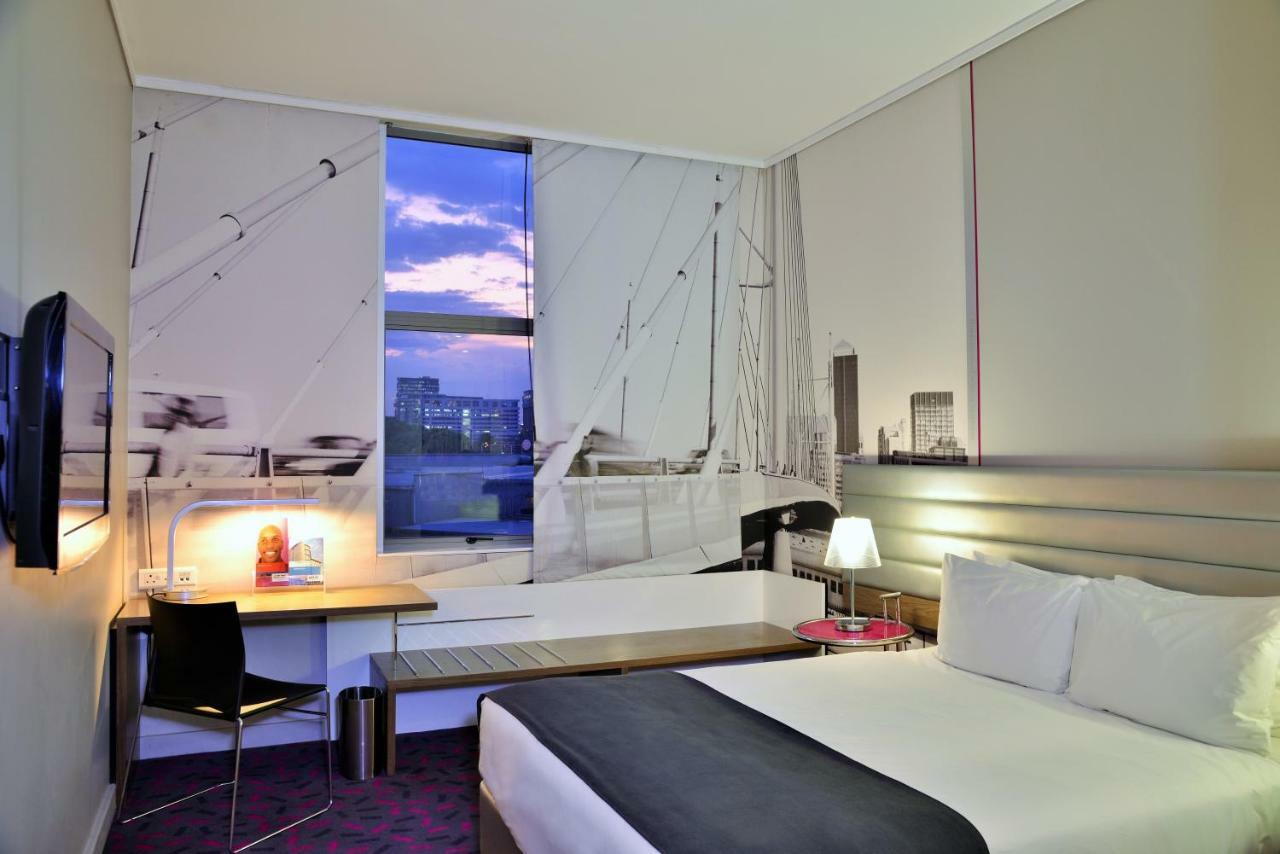 Park Inn Sandton Johannesburgo Exterior foto