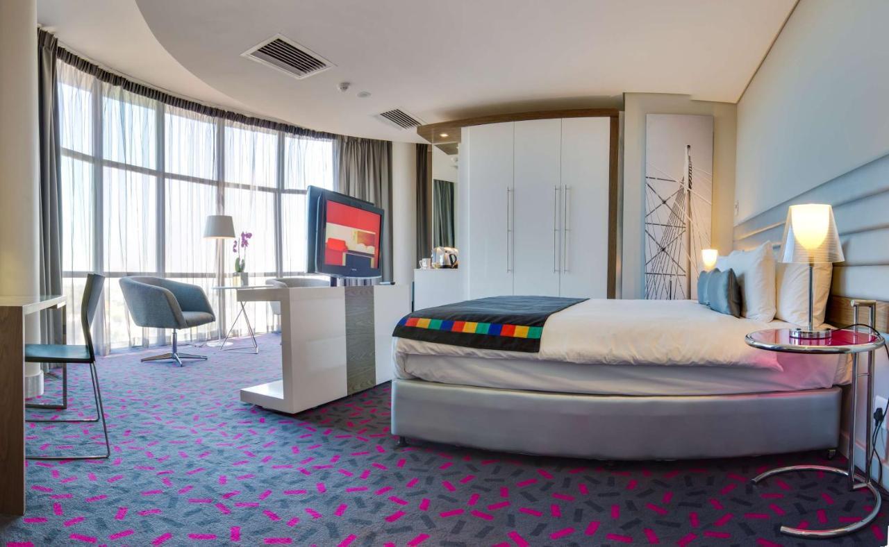 Park Inn Sandton Johannesburgo Exterior foto